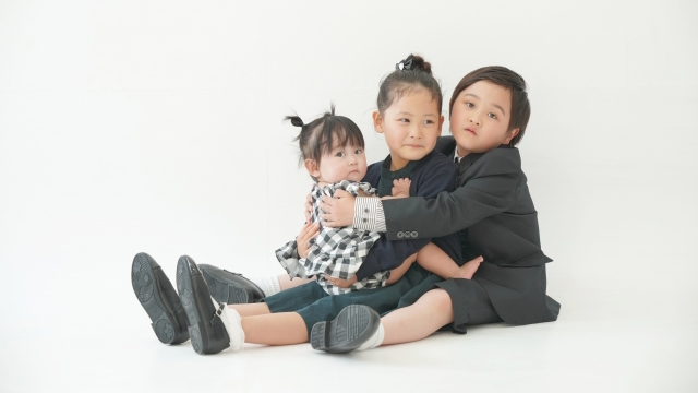 お葬式の子供の服装