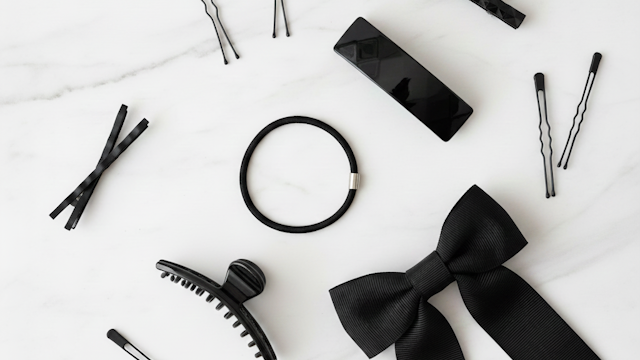 ヘアアクセサリー