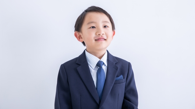 お葬式の子供の身だしなみ
