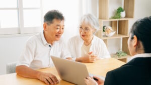 終活とは？20代〜70代の年齢別ステップアップ術を専門家が完全解説